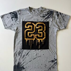 BARE FOX King 23 Gold Drip 3D Short Sleeve T Shirt Size Medium 2/$15